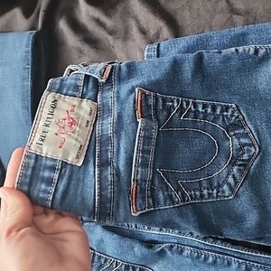 Size 27 True Religion Jean's medium wash